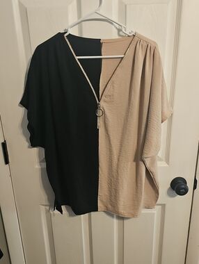 SHEIN Black & Taupe Colorblock Zip-Front Blouse